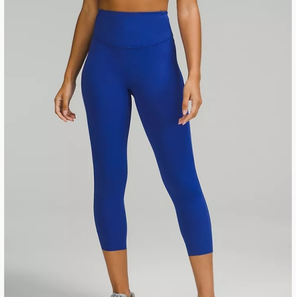 Lululemon Base Pace High-Rise Crop Size 2 - Picture 3 of 16